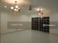 For Rent - Jalan Kelab Golf Seksyen 13, Semi Detached house
