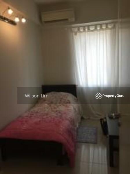 For Sale - Tiara Mutiara / The Crown