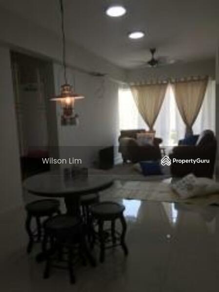 For Sale - Tiara Mutiara / The Crown