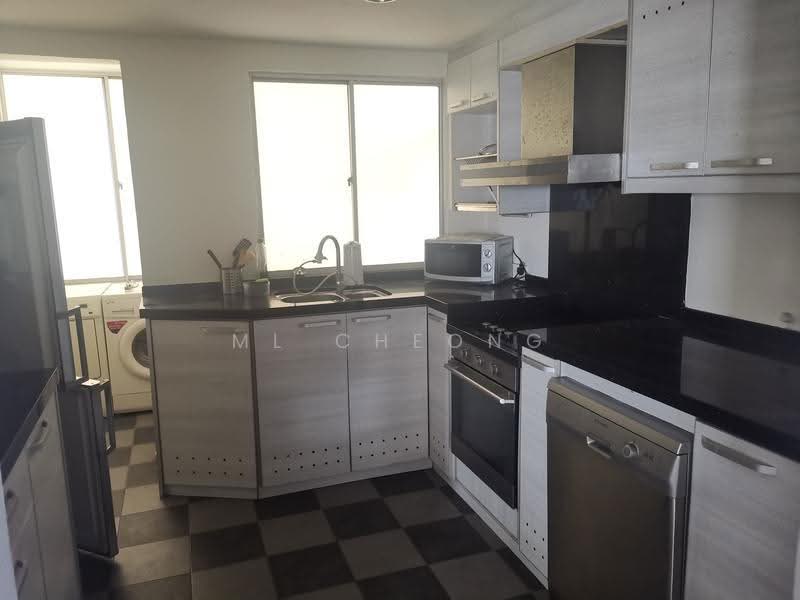 Kondominium untuk Disewa di Pantai Panorama Condominiums - ML Cheong - Kitchen - PropertyGuru.com.my