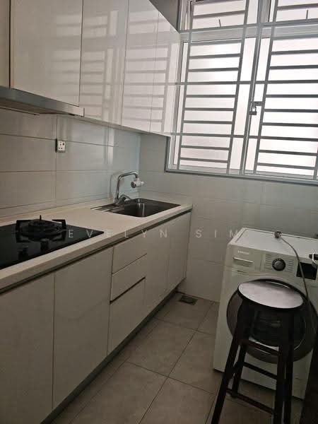 Condominium for Rent at Paragon Residences @ Straits View - Evelyn Sim - Kitchen - PropertyGuru.com.my