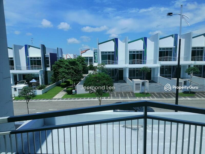 Rumah Teres 2 Tingkat untuk Dijual di Taman Mount Austin (Tebrau) - Jesmond Lee - PropertyGuru.com.my