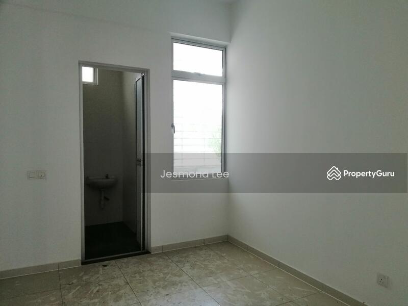 Rumah Teres 2 Tingkat untuk Dijual di Taman Mount Austin (Tebrau) - Jesmond Lee - PropertyGuru.com.my