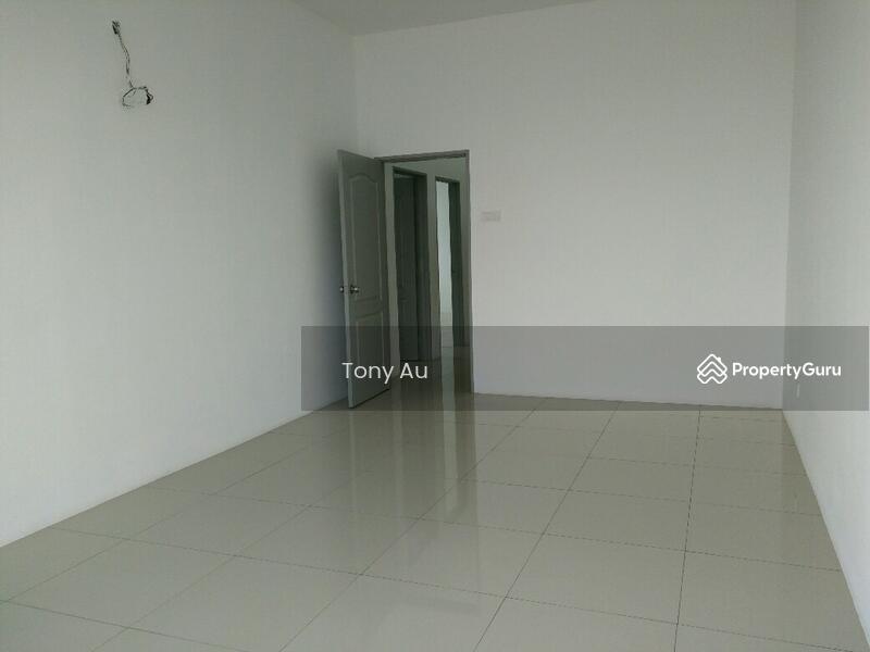 Untuk Dijual - Brand New Gated Guarded 2sty intermediate Corner, Medan Pengkalan Setia, Ipoh
