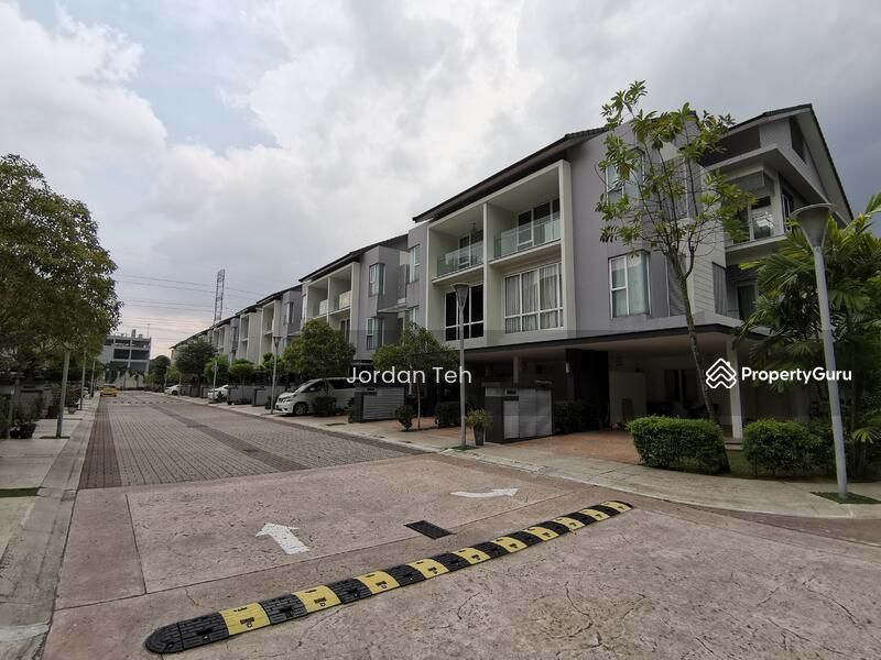Challis Damansara, Jalan PJU 3/30, Petaling Jaya, Selangor, 4 Bedrooms