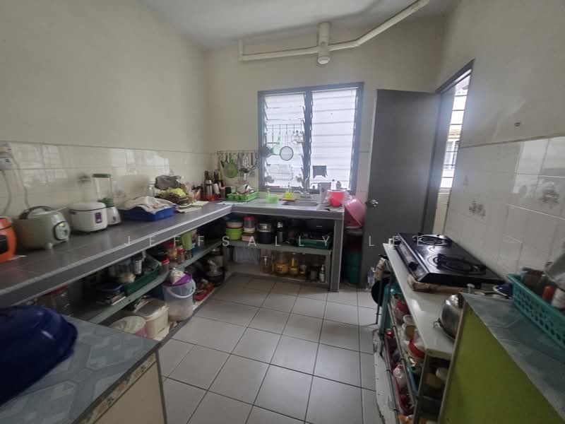 Apartment for Sale at Subang Perdana Goodyear Court 3 - JeffSally Lee - Kitchen - PropertyGuru.com.my