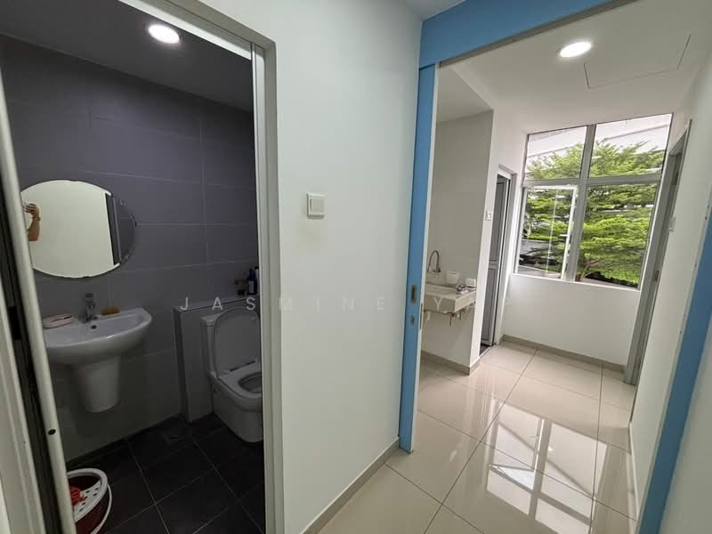Office for Rent in Petaling Jaya (Selangor) - Jasmine Yap - Bathroom - PropertyGuru.com.my