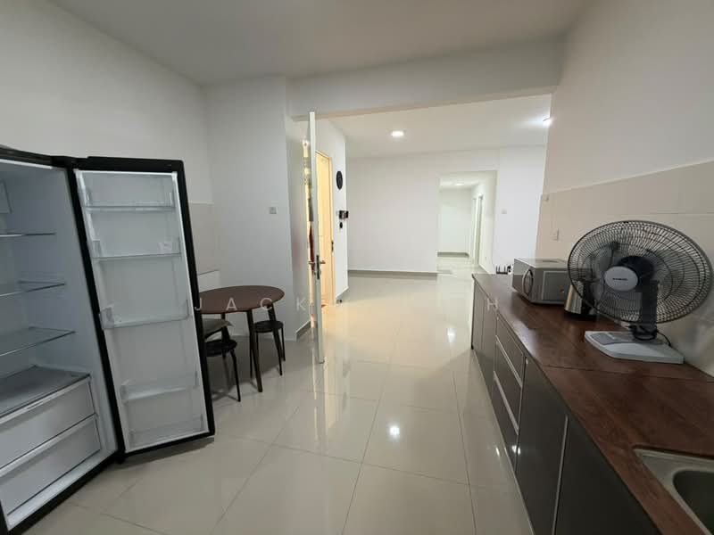 Kondominium untuk Disewa di All Seasons Park - Jacky Yeoh - Kitchen - PropertyGuru.com.my
