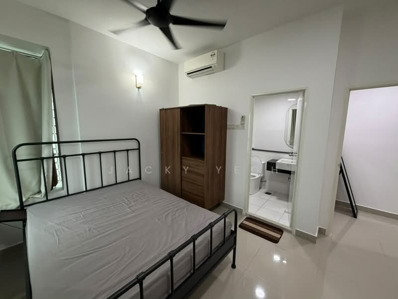 Kondominium untuk Disewa di All Seasons Park - Jacky Yeoh - Bedroom - PropertyGuru.com.my