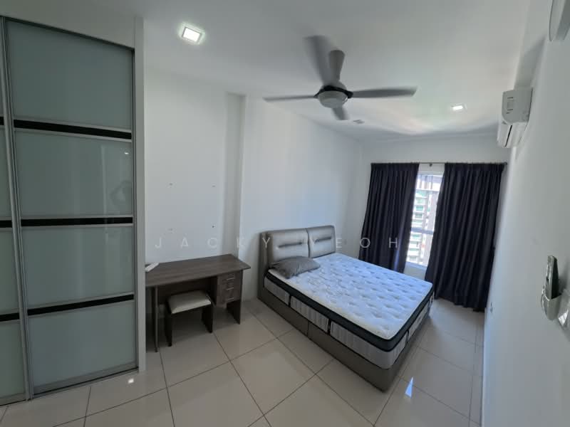 Kondominium untuk Dijual di Tropicana Bay Residences - Jacky Yeoh - Bedroom - PropertyGuru.com.my