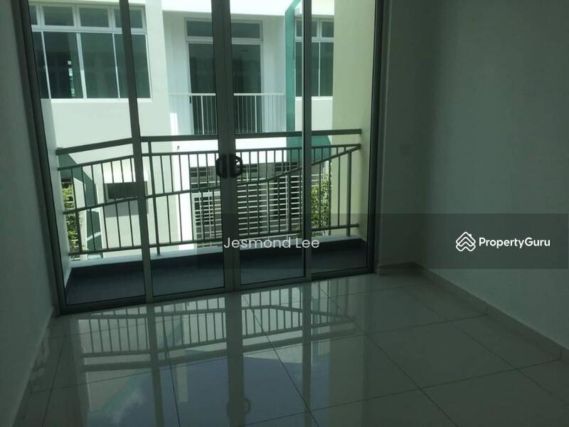 Rumah Teres 2 Tingkat untuk Dijual di Taman Mount Austin (Tebrau) - Jesmond Lee - PropertyGuru.com.my
