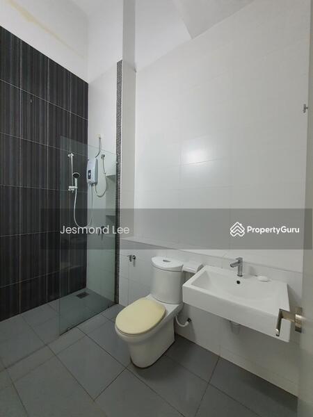 Rumah Teres 2 Tingkat untuk Dijual di Taman Mount Austin (Tebrau) - Jesmond Lee - PropertyGuru.com.my