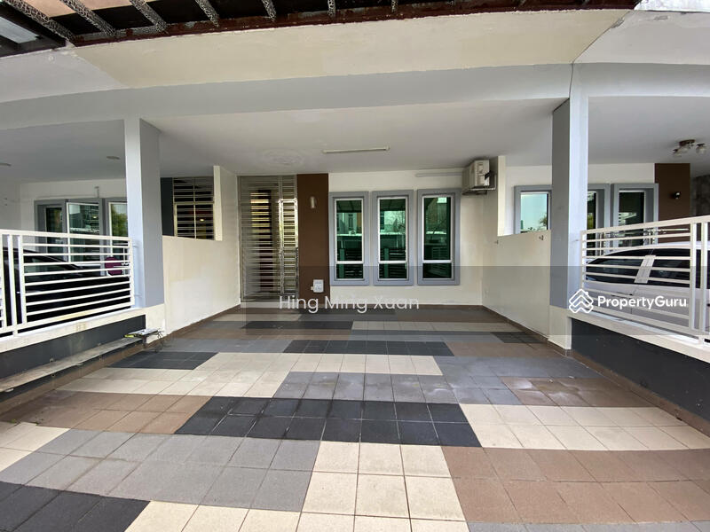 Austin Residence Taman Mount Austin, jalan mutiara emas 10/18,austin