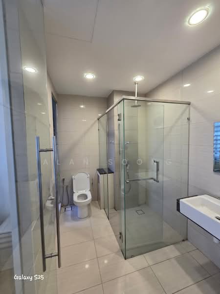 Kondominium untuk Disewa di Reflection Residences - Alan Soong - Bathroom - PropertyGuru.com.my