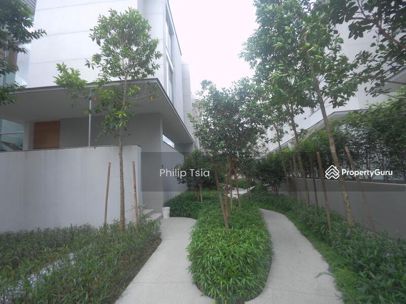 For Rent - The Edge of U-Thant