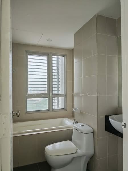Condominium for Sale at The Peak Residences - Jacky Yeoh - Bathroom - PropertyGuru.com.my