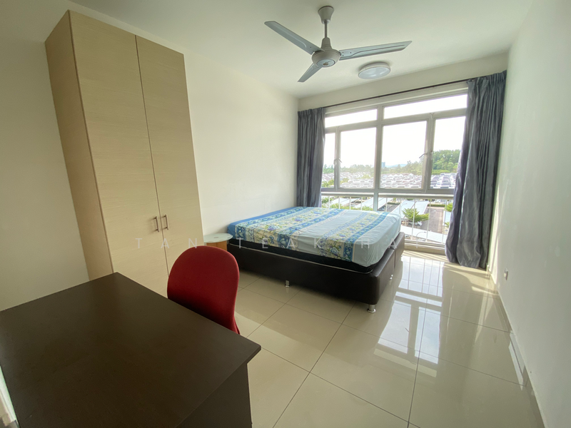 Apartment for Sale at Fairway Suites - Tan Teak Hai - BEDROOM 2 - PropertyGuru.com.my
