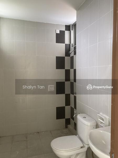 For Sale - FREEHOLD Tropicana Residences Condo 4R2B Bukit Baru Bukit Beruang Ayer Keroh MMU Manipal Hospital