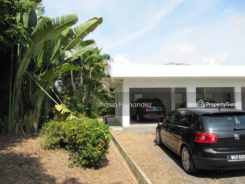 Garage area