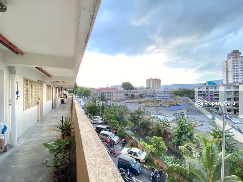 No Longer Available Pangsapuri Seri Cahaya Jalan Pandan Cahaya 1 2 Pandan Cahaya Ampang Ampang Selangor 3 Bedrooms 900 Sqft Apartments Condos Service Residences For Rent By Eric Tan Rm 1 150 Mo 31331121