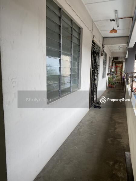 Pangsapuri Bukit Piatu Flat 2nd Floor Bukit Baru Semabok Peringgit Mahkota Melaka Raya Melaka Melaka Tengah Melaka 3 Bilik Tidur 797 Kps Pangsapuri Kondo Servis Apartment Dijual Oleh Shalyn Tan Rm 135 000 31333763
