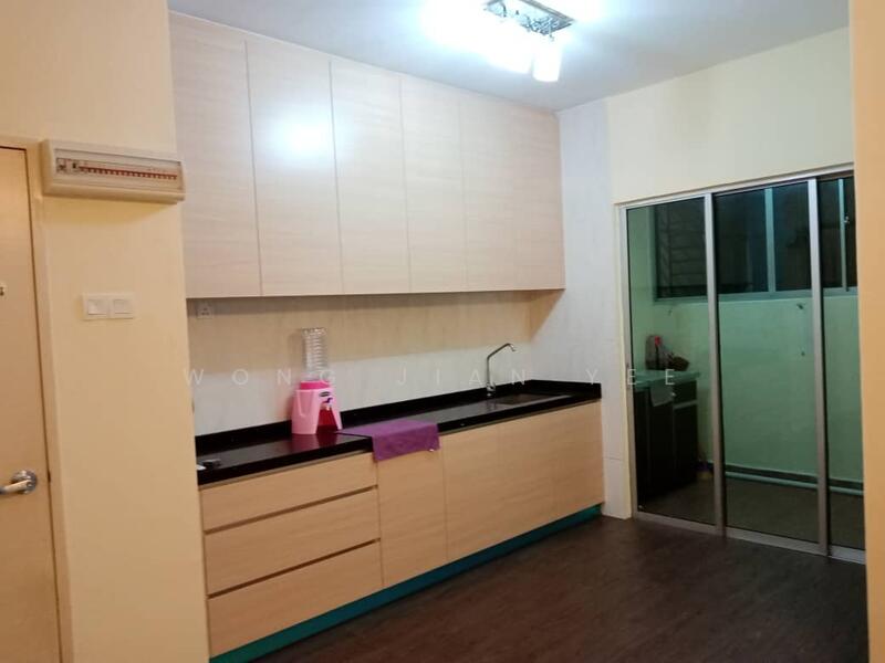 For Rent - Connaught Avenue