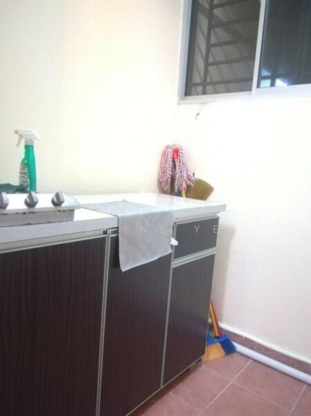 For Rent - Connaught Avenue