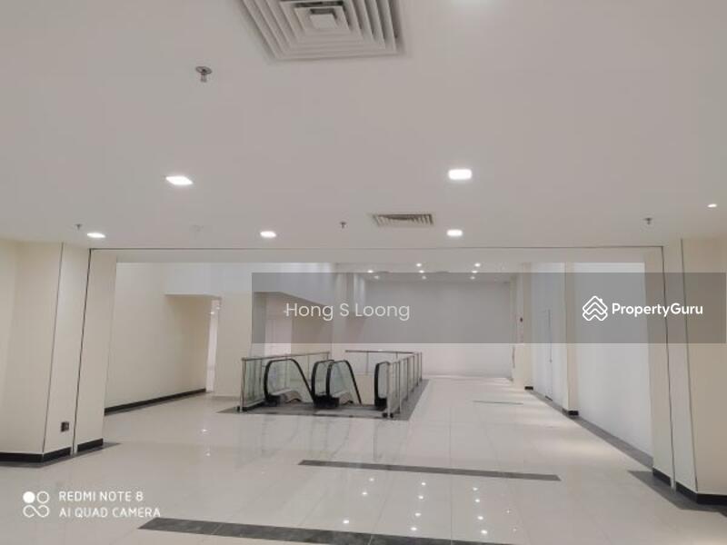 Large Floor Space