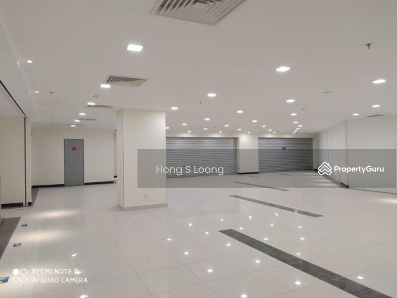 Large Floor Space