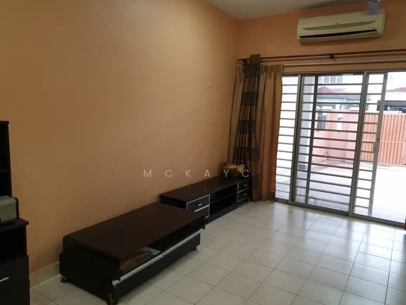 2.5-storey Terraced House for Rent in Bandar Putra Permai (Seri Kembangan) - MckayC TEH - PropertyGuru.com.my