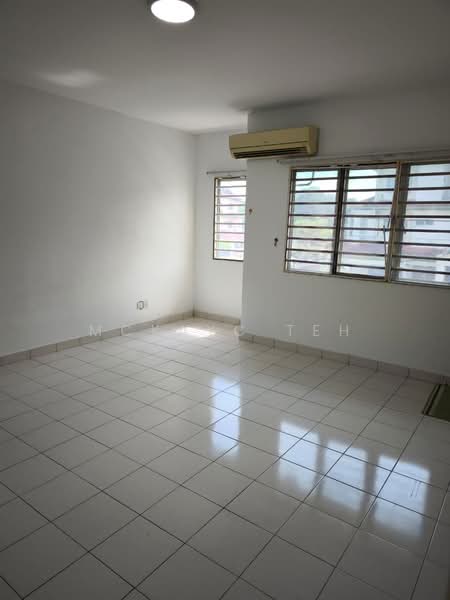 2.5-storey Terraced House for Rent in Bandar Putra Permai (Seri Kembangan) - MckayC TEH - PropertyGuru.com.my