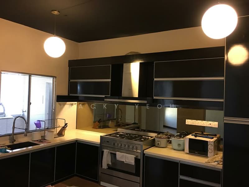 Condominium for Rent at Putra Marine Resort - Jacky Yeoh - Kitchen - PropertyGuru.com.my