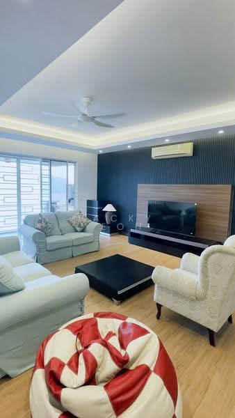 Kondominium untuk Disewa di Putra Marine Resort - Jacky Yeoh - Living Room - PropertyGuru.com.my