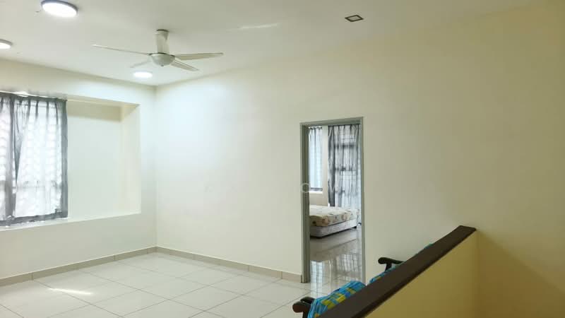 Rumah Kluster untuk Disewa di Iskandar Puteri (Iskandar Puteri (Nusajaya)) - KK Low - Living Room - PropertyGuru.com.my