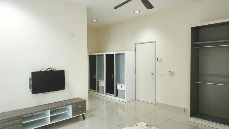 Rumah Kluster untuk Disewa di Iskandar Puteri (Iskandar Puteri (Nusajaya)) - KK Low - Living Room - PropertyGuru.com.my