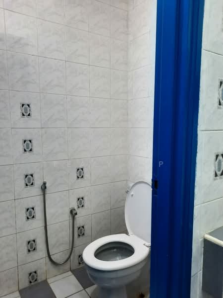 Office for Rent in Petaling Jaya (Selangor) - Pealy Yap - Bathroom - PropertyGuru.com.my