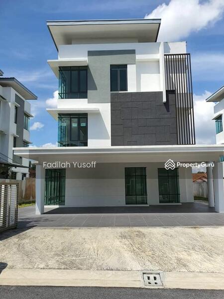 Lambaian Residence, Jalan Lambaian, Kajang, Selangor, 8 Bedrooms