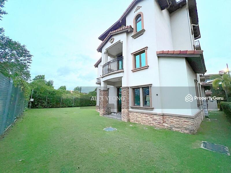 3 Storey Diamond City Bungalow Semenyih, Semenyih, Selangor, 6 Bedrooms