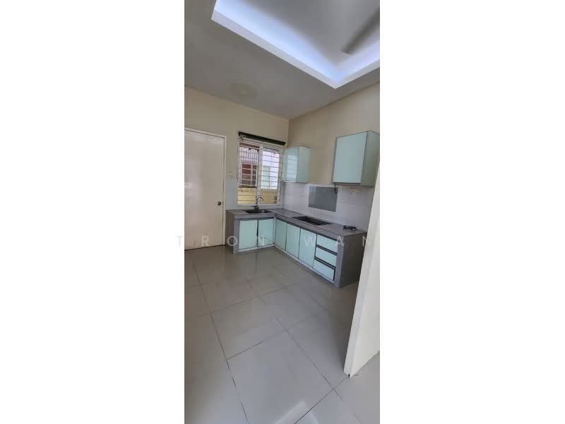 Rumah Teres 2 Tingkat untuk Disewa di Ampang Jaya (Ampang) - Tron Wan - Kitchen - PropertyGuru.com.my