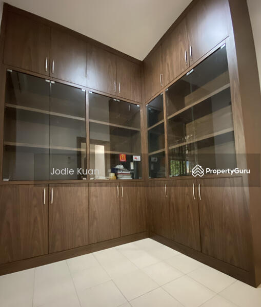 Office room 