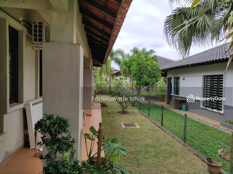 Bungalow 1 storey Jeram Estate Bandar Damansara Kuantan [NEAR GEBENG