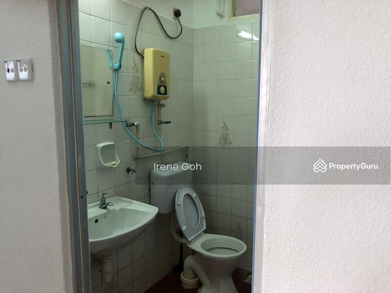 For Rent - Mewah Court