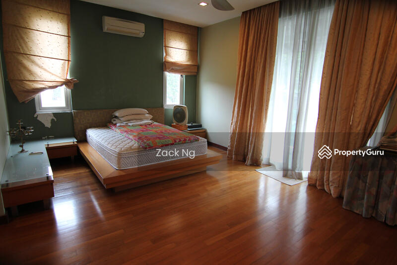 For Sale - Pinggiran Golf