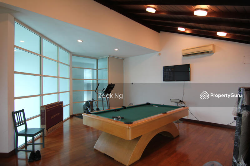 For Sale - Pinggiran Golf