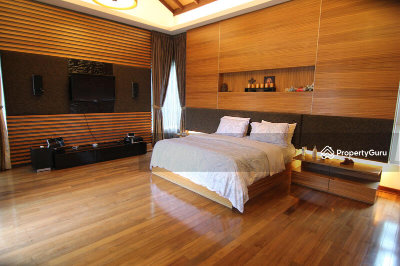 For Sale - Pinggiran Golf
