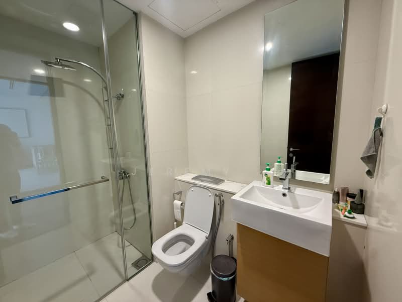 Kondominium untuk Dijual di Clearwater Residences - Jeremy . - Bathroom - PropertyGuru.com.my