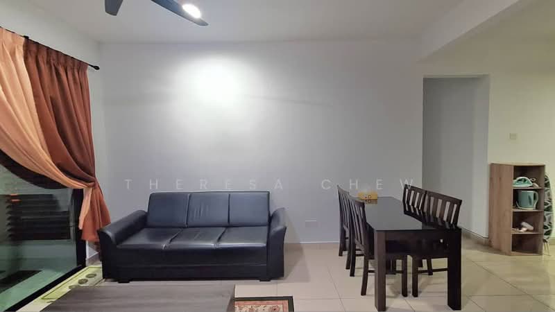 Condominium for Sale at The Meadow Park - Theresa Chew - Living Room - PropertyGuru.com.my
