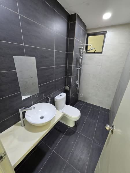 Kediaman Servis untuk Disewa di Damai Hillpark - Alex Loh - Bathroom - PropertyGuru.com.my