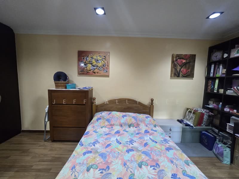 Kondominium untuk Dijual di Saujana Residency - JeffSally Lee - Bedroom - PropertyGuru.com.my