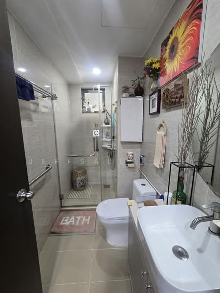 Kondominium untuk Dijual di Saujana Residency - JeffSally Lee - Bathroom - PropertyGuru.com.my